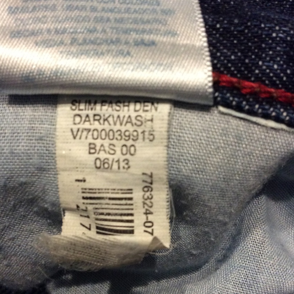 Old Navy Slim Fash denim dark wash - Picture 6 of 9